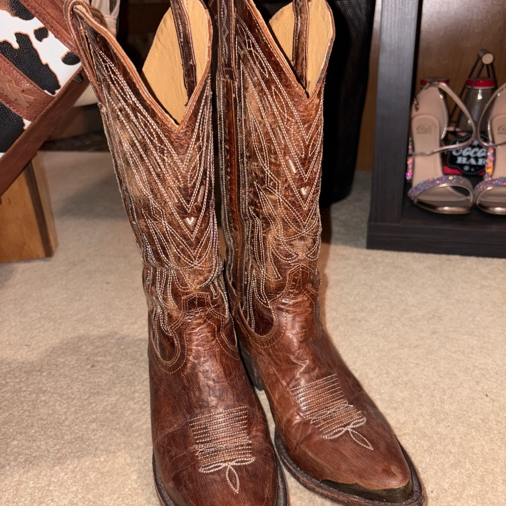 Idyllwind Tan Leather Cowboy Boots